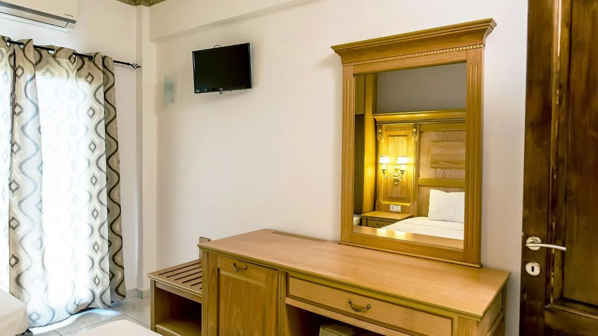 Halkidiki Greek Pride Ηotel And Apartments Skala Fourkas 3*,  Greece